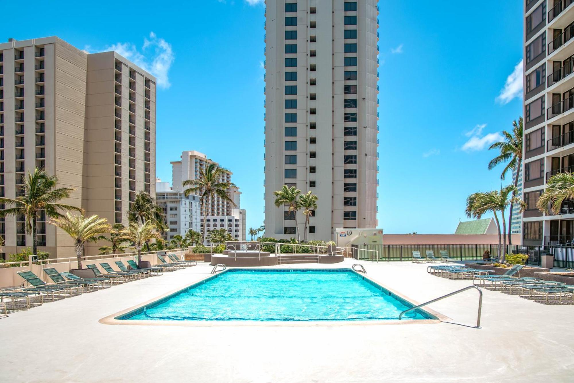Beautiful 1Br, Steps To Waikiki Beach And Parking Honolulu Dış mekan fotoğraf