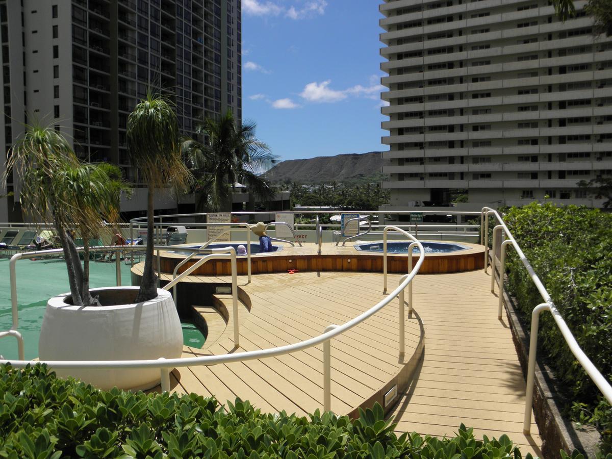 Beautiful 1Br, Steps To Waikiki Beach And Parking Honolulu Dış mekan fotoğraf